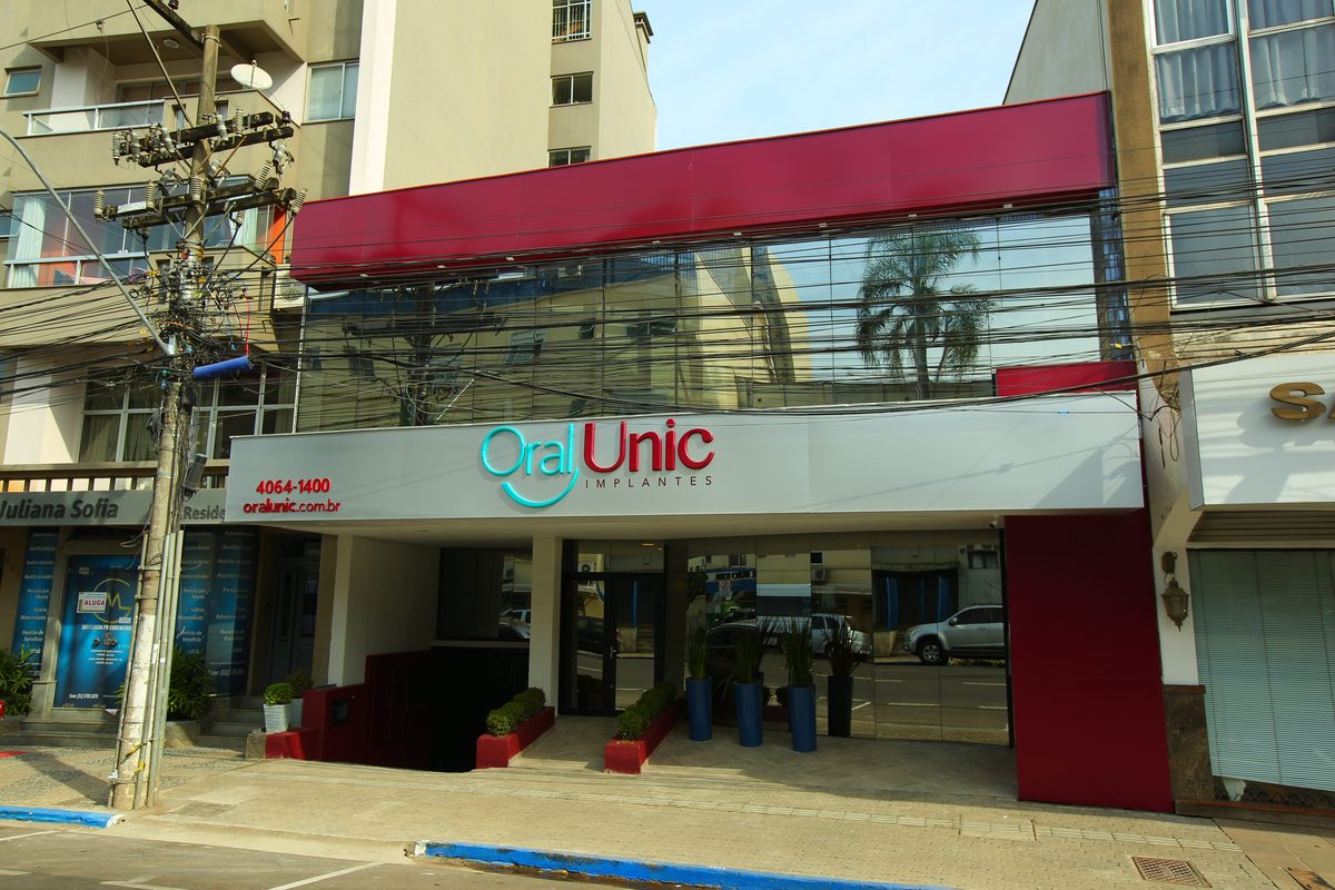 Fachada da Oral Unic Lajeado na Av. Benjamin Constant, 952, Centro de Lajeado