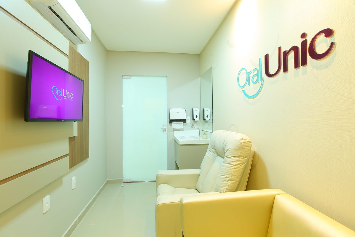 Sala de conforto com poltrona reclinável